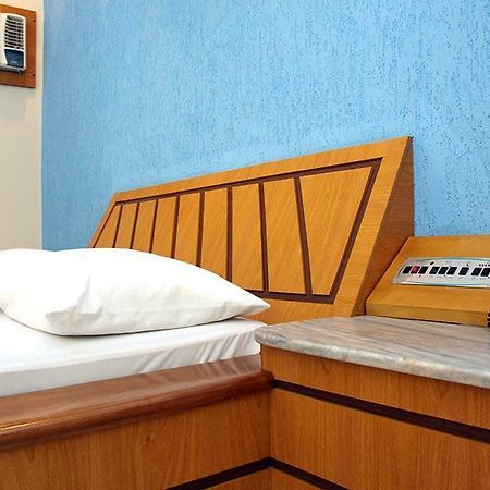 Motel Passport Guaratinguetá Εξωτερικό φωτογραφία